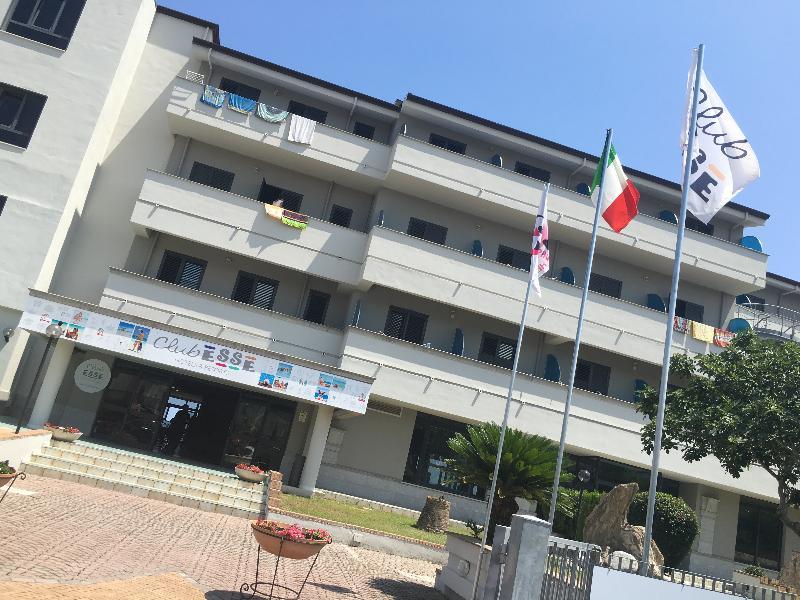 Club Esse Costa Dello Jonio Hotel Mandatoriccio Marina Exterior photo